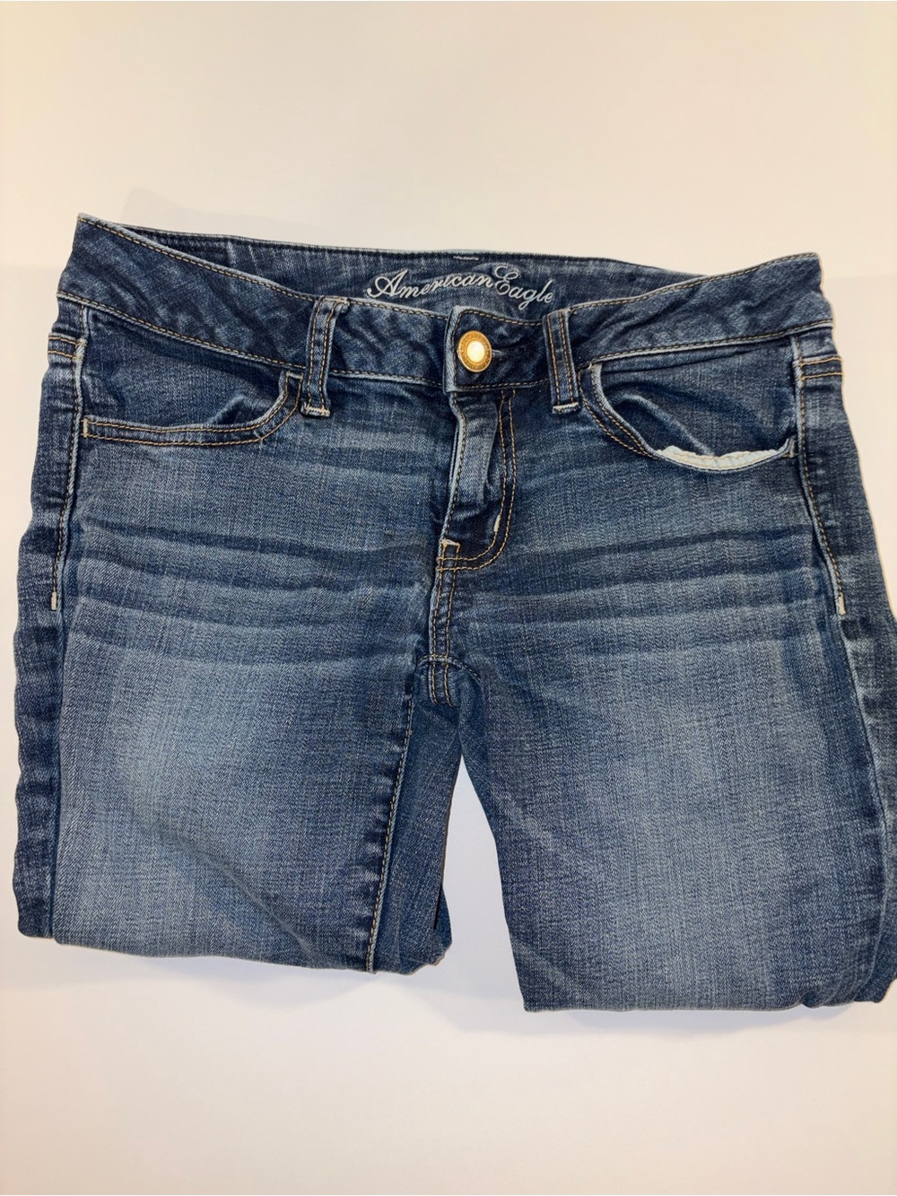 American Eagle Super Stretch Skinny Jeans Women’s Size 6 Long Medium Wash
